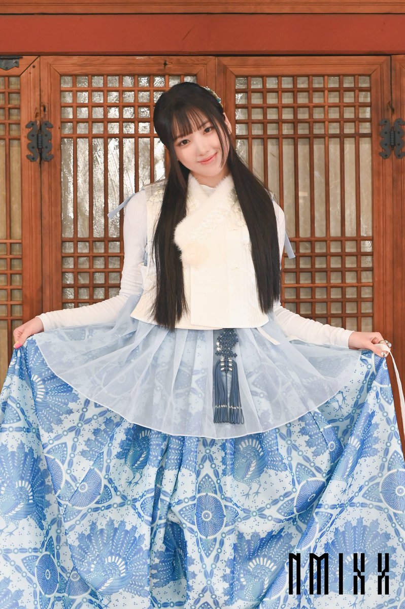 NMIXX_official's tweet image. [📸] 2024 HAPPY SEOLLAL PHOTO

엔써 2024년도 함께 해줘서 고마워♡
새해 복 많이 받고 건강하자!!
from #지우 #JIWOO 💌

#NMIXX #엔믹스
#Fe3O4_BREAK
#DASH
#NMIXX와_행복한_설_보내세요