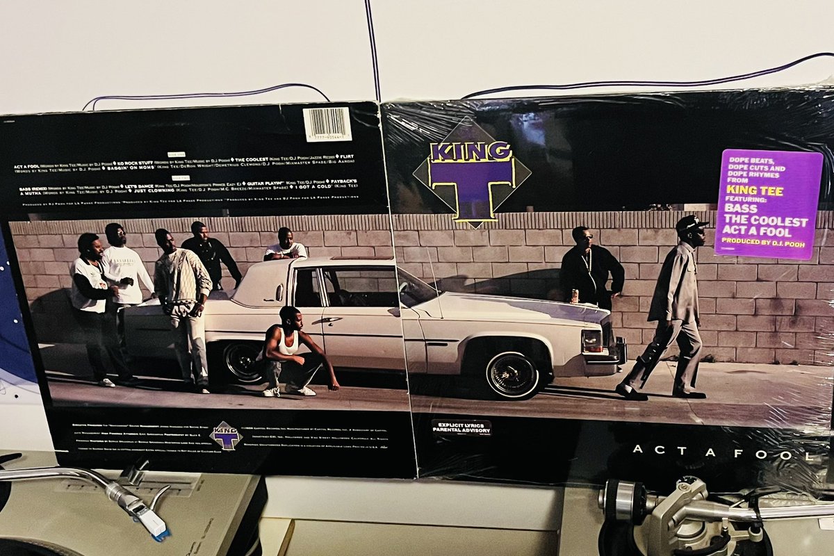 Why the hell did it take me this long to realise you could do this with two covers🤔