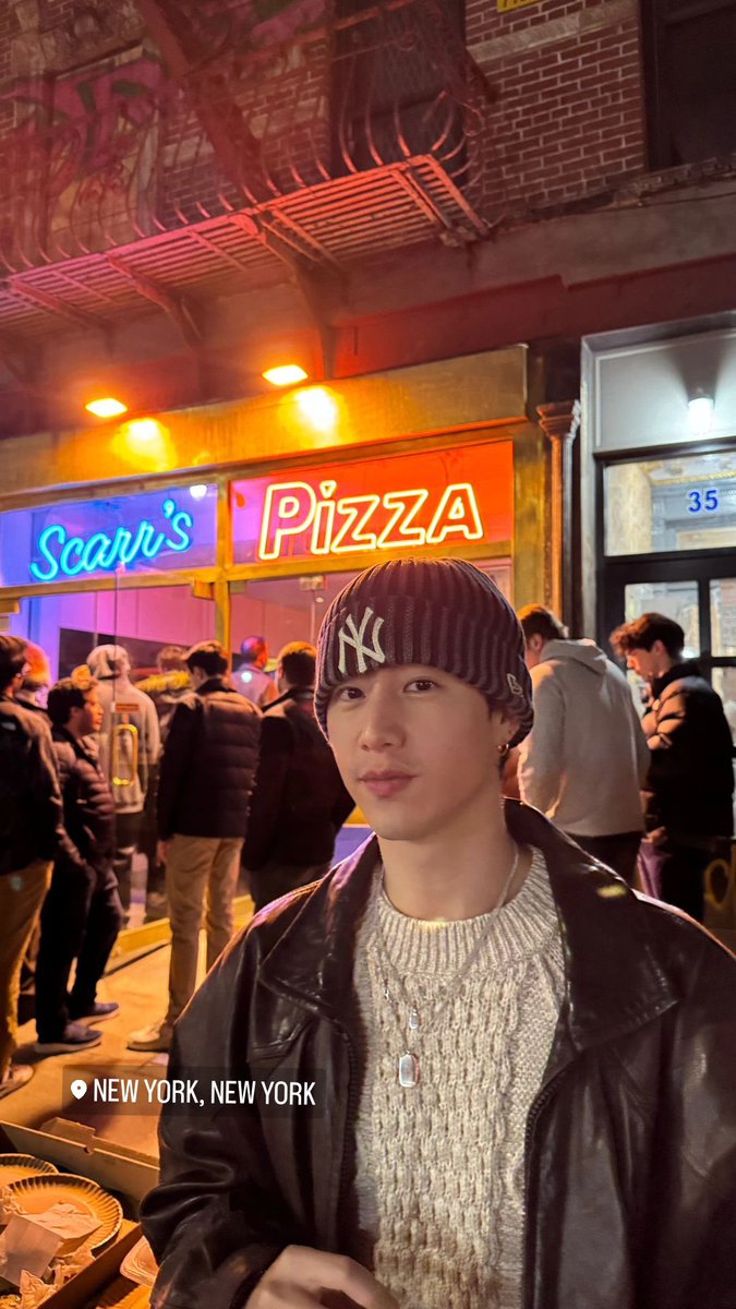 240210 Mark’s IG Story Update

“📍NEW YORK, NEW YORK”

#MarkTuan #Mark #段宜恩 #마크 
<a href="/marktuan/">Mark Tuan</a> <a href="/DNAmngmnt/">Mark Tuan Official</a>
