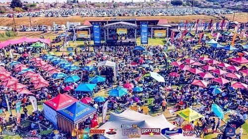 @RenniesTravelZA Definitely the JHB Kota Festival because Jozi Kota Festival is the family food event tailored around a KOTA, they bring about different Kota Flavours in the Central city of Johannesburg, but #FoodieBucketList ♥️♥️♥️