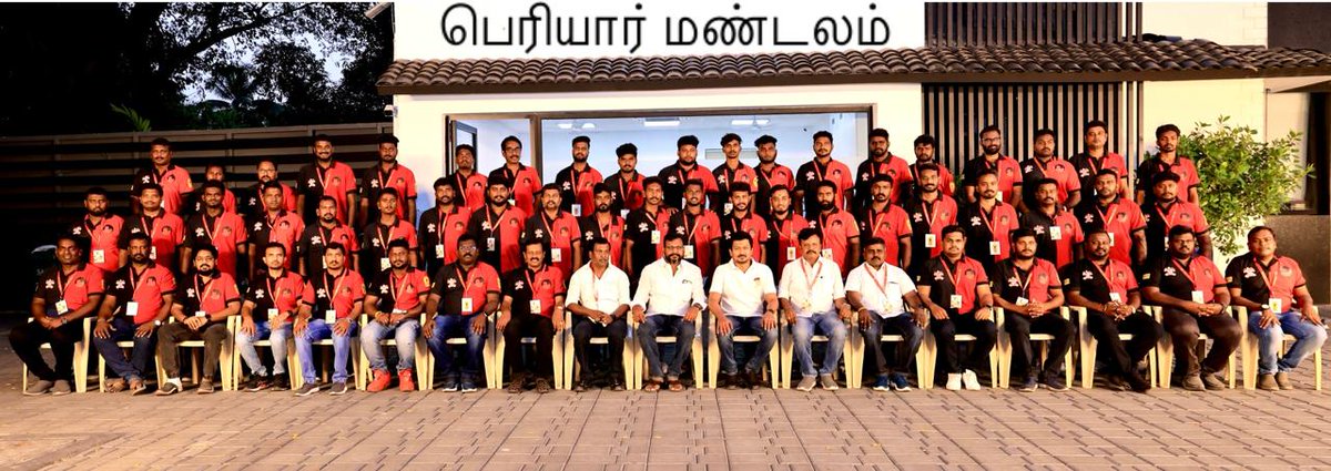 DmkRiders's tweet photo. நம் சின்னவரின் வாழ்த்துக்களை பெற்ற DMK Riders. 188 வாகனங்கள் 234தொகுதிகள் 13 நாட்கள் 9693 KM தொடர் பயணம்.பிரமாண்ட1000புல்லட் பேரணி.வரலாற்றுச் சிறப்புமிக்க பேரணிக்கு பங்களித்த கழக இளைஞரணி நிர்வாகிகள்,கழக நிர்வாகிகள் அன்பிலாரின் சின்னவர் மன்றத்தம்பிகளுக்கும் மனமார்ந்த நன்றிகள் 🙏🏻 https://t.co/D4P1sFKKFI