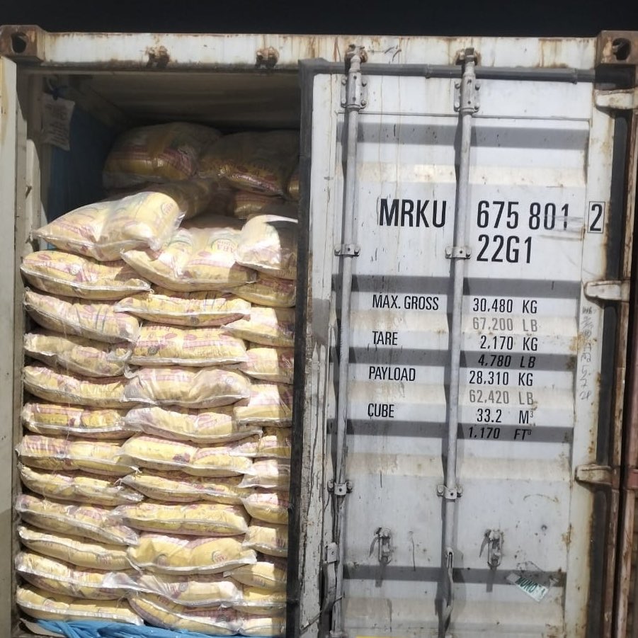 AbzAgro's tweet photo. 1 x 4 container ( 100,000 kg / 100 MT ) of Indian Basmati Rice 

#1121rice #IR64 #pr11 #sellarice #steamrice #brokenrice #rice #basmatirice #indianbasmatirice #abzagro #foodafrica #gulfood #sialparis #anuga #hktdcfoodexpo #biofach https://t.co/BRvWC5nlWF