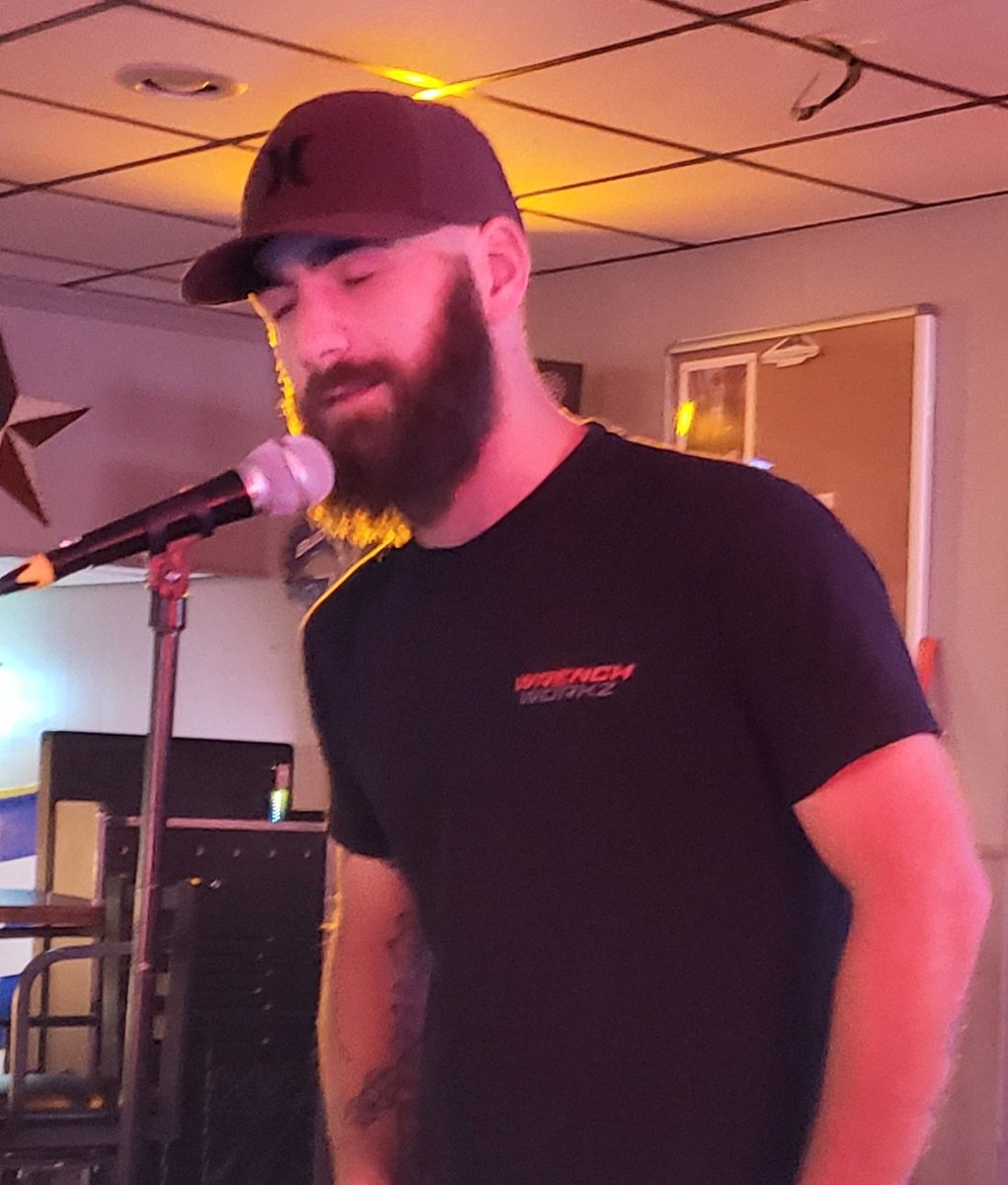 NeonSerenade's tweet photo. Logan singing with 3 Shot Karaoke tonight at The Club At The Legion https://t.co/ea14BycAtT