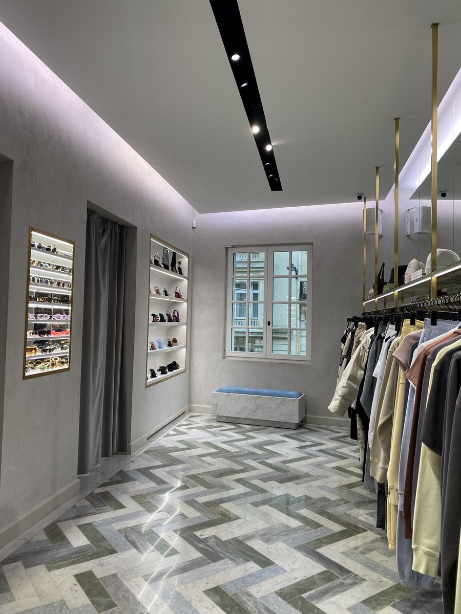 ynapcy's tweet photo. fav store ever i want everything https://t.co/BIu0TLjhgL