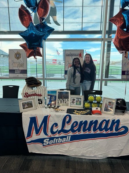PHSSOFTBALL9's tweet photo. It was a big week for your Spartan Softball Team with some electric showings on Tuesday and Friday AND two of our own, Jordan and Dakota, signing their NLIs on National Signing Day! 🧡💙💜🖤

We are SO proud of them, but we’re not done yet! See you tomorrow for Meet the Spartans! https://t.co/R4Nq0HIDx4