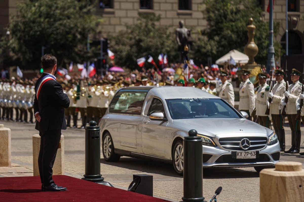 El Chile que todos queremos, volvió hoy. Aún hay patria! 🇨🇱