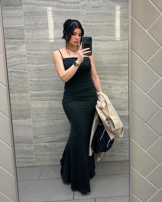 Tonight&hellip;I AM Mother 🤍🖤 Tomorrow I am bum in sweats https://t.co/DGvJyDyUGP<a href="/tag/starwars"class="tags"><span>#starwars</span></a><a href="/tag/may4th"class="tags"><span>#may4th</span></a><a href="/tag/may4thbewithyou"class="tags"><span>#may4thbewithyou</span></a>