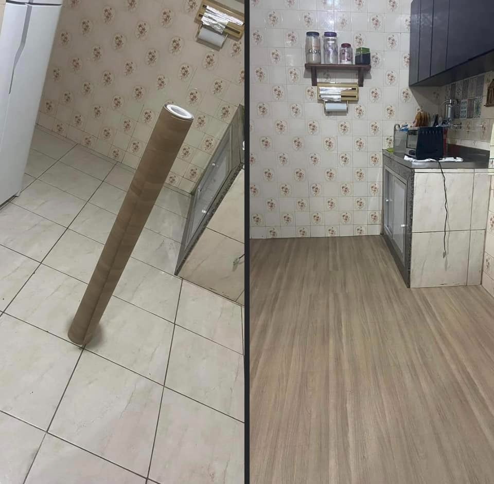 Envelopei o chão da cozinha com adesivo de vinil
Material é grosso e áspero . Olha como ficou outra coisa o chão 
. #facavocemesmo