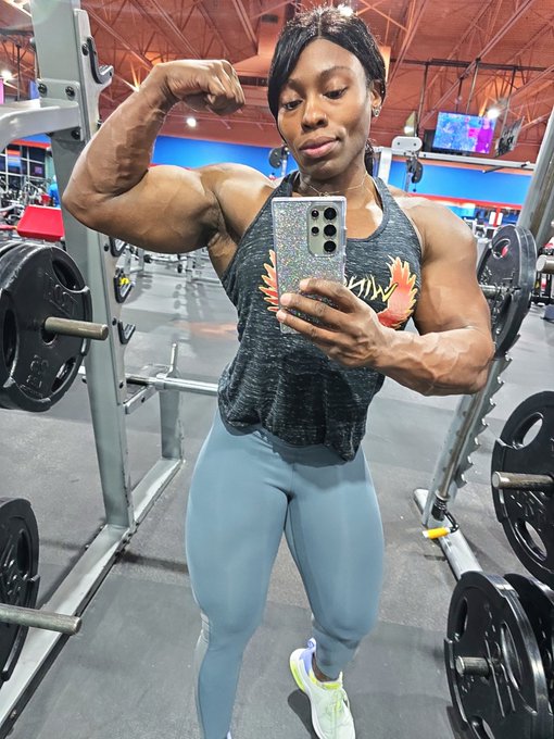 Whistle while u flex #flexfriday #femalebodybuilder #hardbody #mistress #lifestyle https://t.co/D3gh<a href="/tag/flexfriday"class="tags">#flexfriday</a><a href="/tag/femalebodybuilder"class="tags">#femalebodybuilder</a><a href="/tag/lifestyle"class="tags"><span>#lifestyle</span></a><a href="/tag/mistress"class="tags"><span>#mistress</span></a><a href="/tag/hardbody"class="tags"><span>#hardbody</span></a>