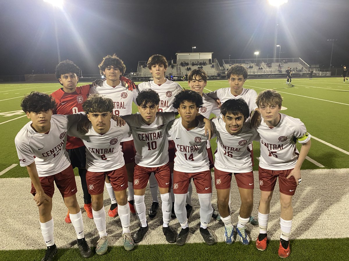 CFC_Soccer's tweet photo. CFC VS FOSSIL RIDGE #STRT11 https://t.co/ZxLUNgxwuY