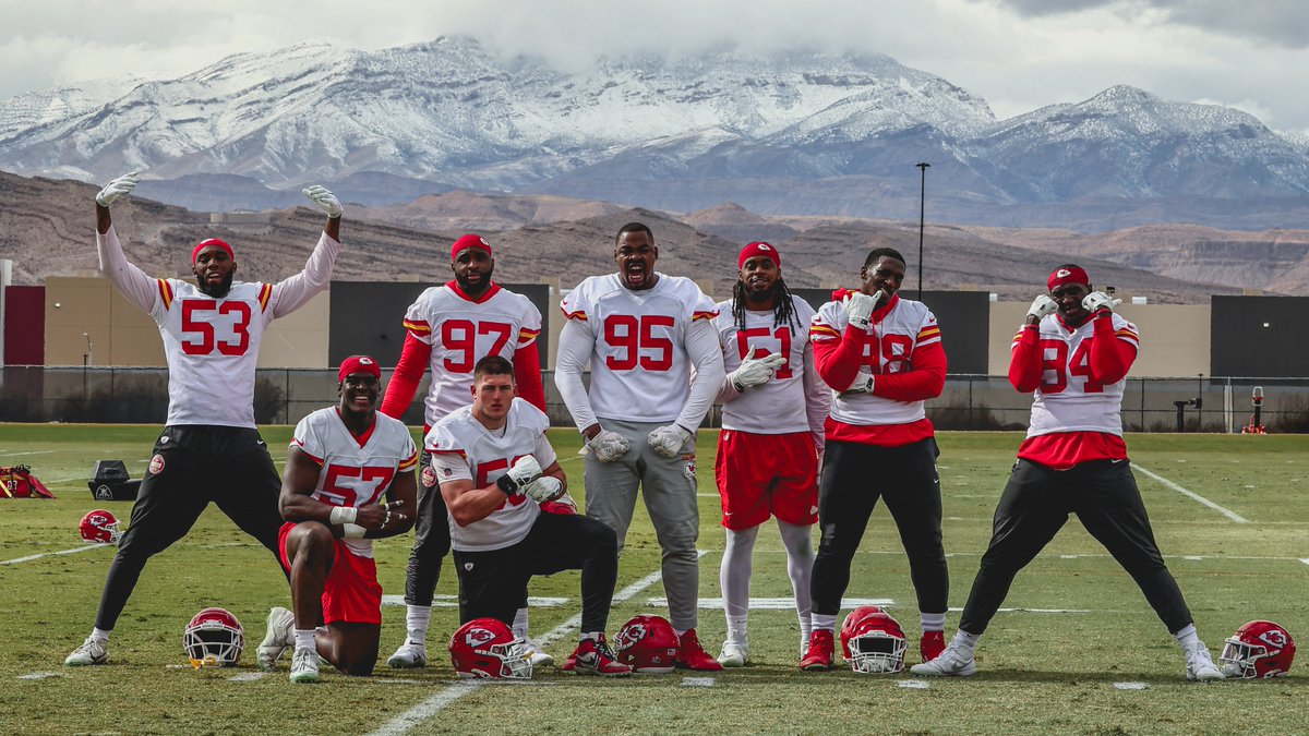 Chiefs's tweet photo. Last practice of the season! https://t.co/YfDIapnmjW