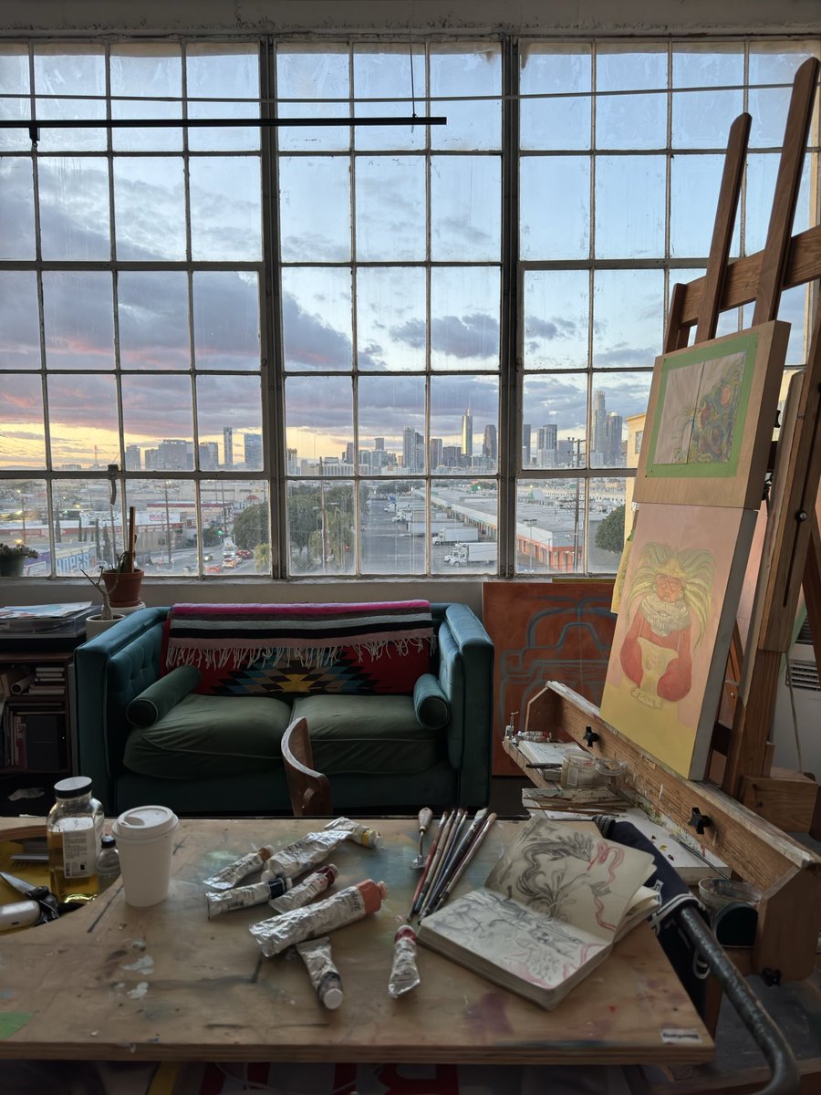 huitztecol's tweet photo. Today’s view from the studio this evening ☕️ https://t.co/B60aKL8uT4
