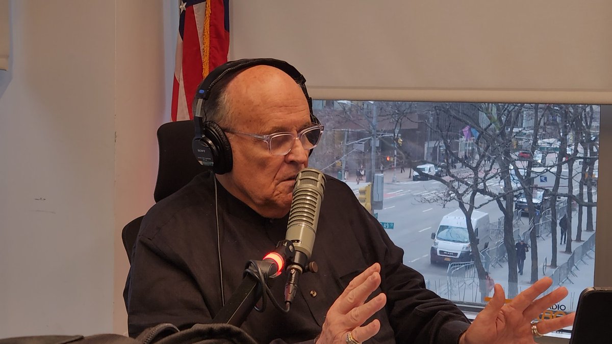 RudyGiulliani's tweet photo. WEEKDAYS FROM 3-4:00PM ET

Join me live for the Rudy Giuliani show at https://t.co/VHnjsMMHZp🇺🇲 https://t.co/GBwvF84soR