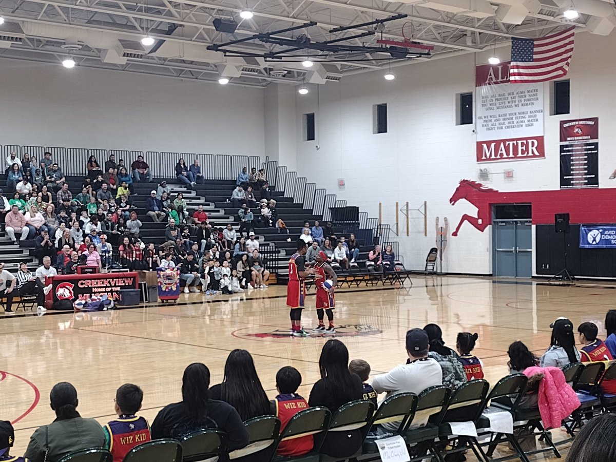 Taking a time out to enjoy the Harlem Wizards vs. <a href="/CFBISD/">Carrollton-Farmers Branch ISD</a> coaches game!

P. S. Loving that AVID National Demostration School poster! <a href="/CreekviewAVID/">Creekview HS AVID</a>