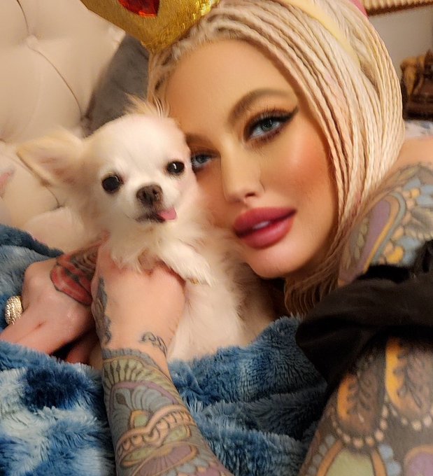 😘 https://t.co/8VHiPZuzHT<a href="/tag/tattoo"class="tags"><span>#tattoo</span></a>