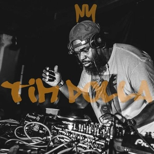 TravelerOtaku's tweet photo. Make sure yall leave @DJTIMDOLLA positive msgs for Black History Month &amp; Let him know how he impacted your life for the better!
#JerseyClub #BrickBandits #LLTDF🕊 #LLTD🙏🏿 https://t.co/wqtZqldBMo
