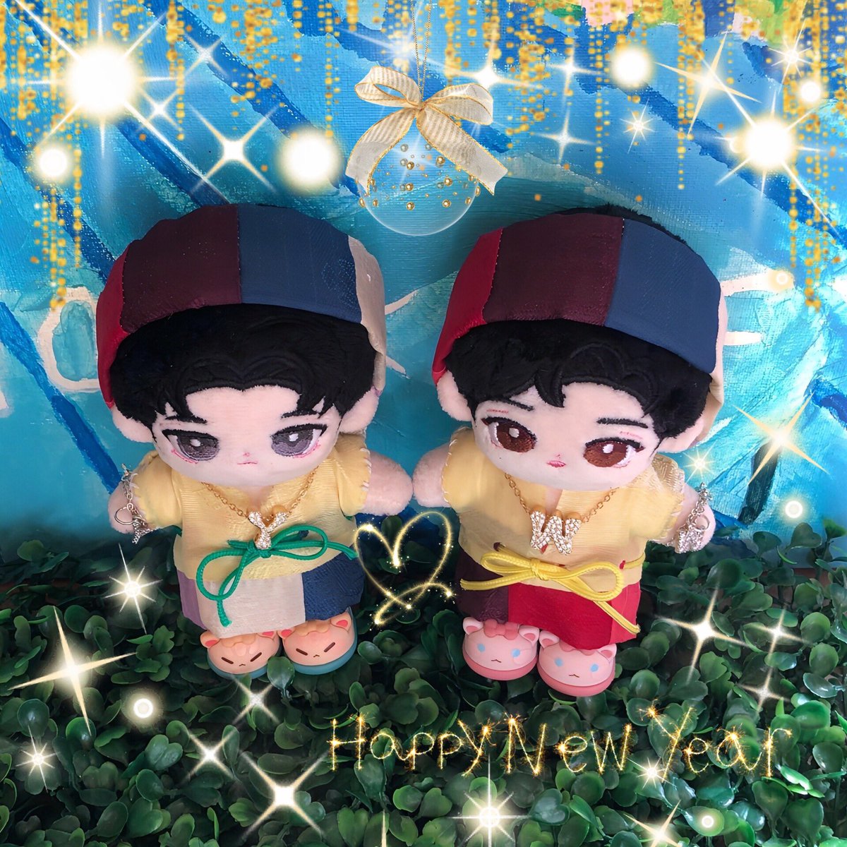 miyasocool's tweet photo. ♡Happy New Year♡
새해 복 많이 받으세요~♡
올해도 변함없이 ♡YinWar♡ 하며
건강하게 행복한 덕질을 해보아요♡
인워야 새해 복 윽가 많이 받고~~
앜~ ♡그릏게 보지마 눈부시니까~♡

@yinyin_anw #yinyin_anw
@warwanarat #warwanarat https://t.co/dgmdHdbSZV