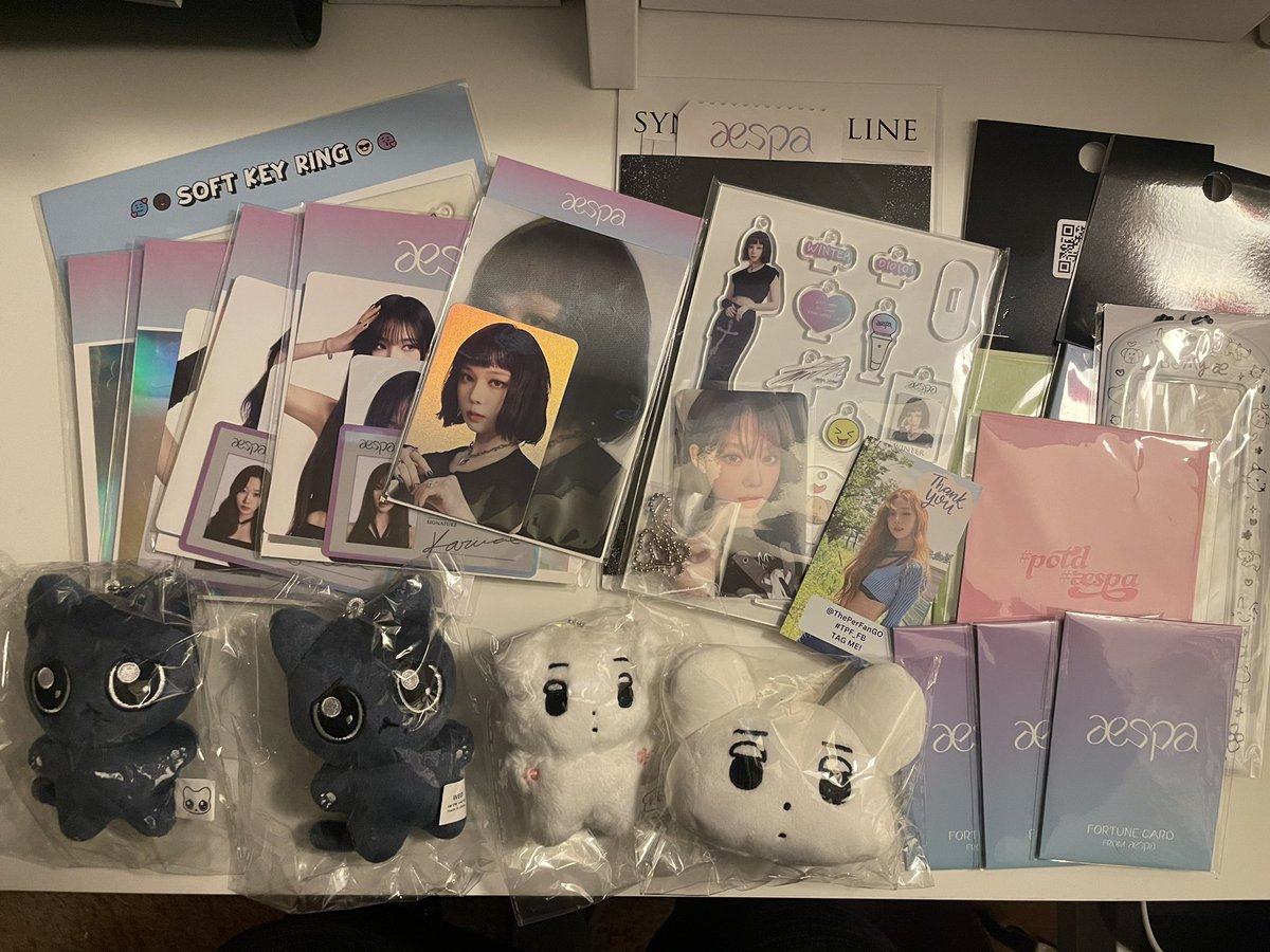 NiczSoMe's tweet photo. Got my aespa stuff in perfect shape!! as always thank you for hosting ๐ซถ๐ผ
@ThePerfFanGO
#TPF_FB https://t.co/jAzH3zH1wn