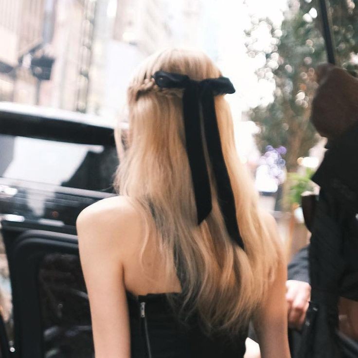jnklisawifes's tweet photo. firmen si estuvieron en la era de 26 años de rosé 🌹

-fer https://t.co/0fXuXm2JgJ