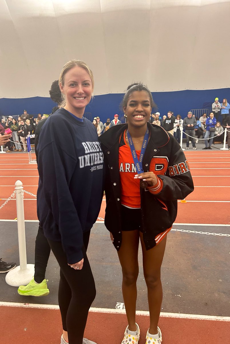 Congratulations to Yasmeen Muhammad on her 3rd place finish at Group II South Sectionals in high jump—this qualifies her for Group II Championships next Saturday!! WTG 🖤🧡🐅 <a href="/bengalpride67/">John Germano</a> <a href="/MrRiversNJ/">James Rivers</a>