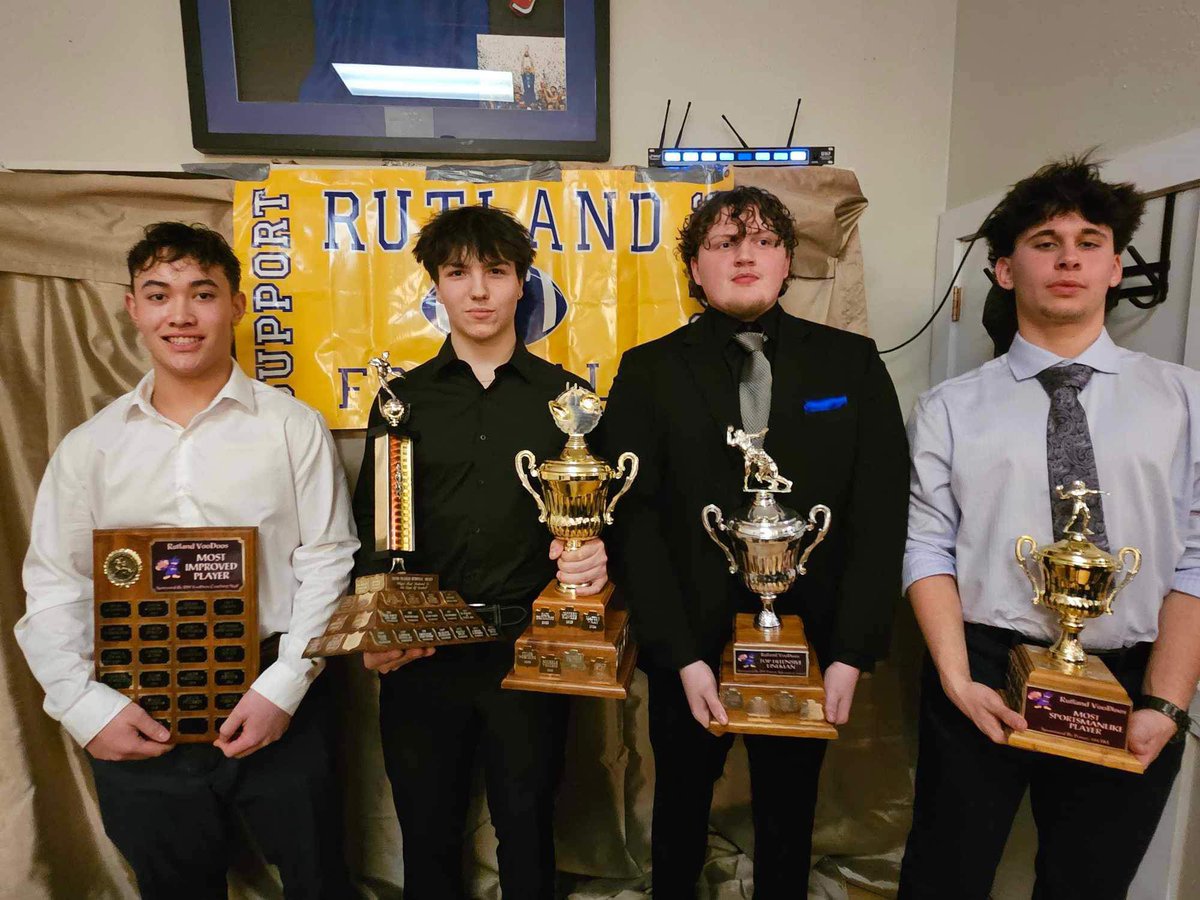 happy to be named to top dline, congratulations to my brothers 
<a href="/matteo_wray/">Matteo wray</a> 
<a href="/sebastiangasp07/">Sebastian Gaspar</a> 
<a href="/Ty_walker_14/">Ty Walker</a> 
<a href="/Parker_Scott_4/">Parker Scott</a> 
<a href="/liam_oflynn19/">Liam Oflynn</a> 
<a href="/AustinRelova/">Austin Relova</a> 
for also getting awards, be ready to hear about rutland next year, go voodoos