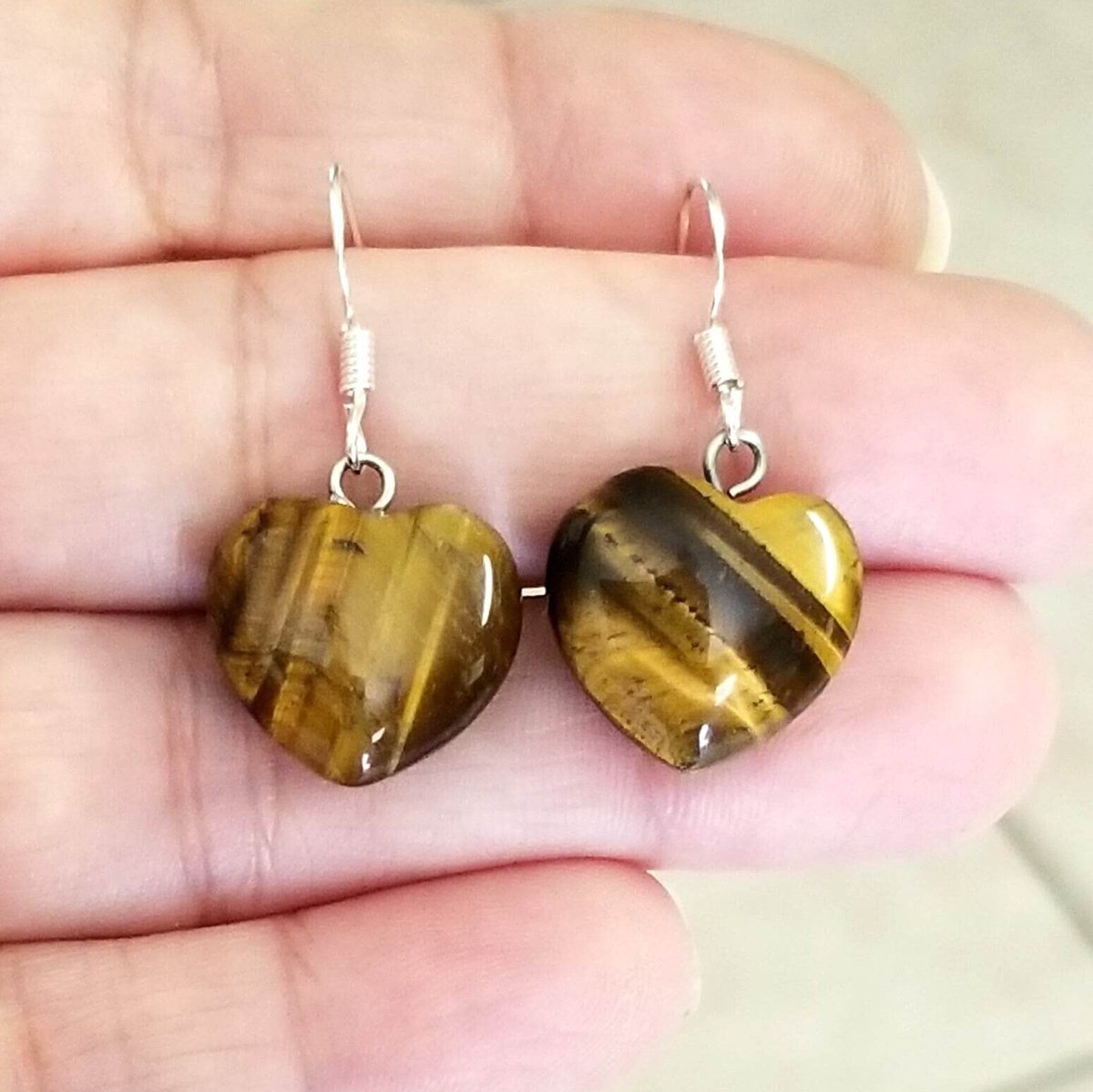 Tigers Eye Earrings, Tiger Eye Heart Earrings, 
#Tigerseye #earrings #silverearrings #heartearrings #heartjewelry #handmade #handmadejewelry #giftsforher #Etsy #Fashion #style

 etsy.me/3SScuLP via @Etsy