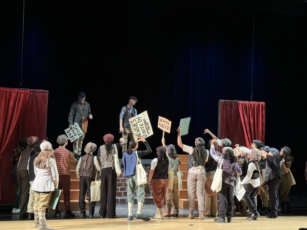 PeekskillCSD's tweet photo. Bravo to the PKMS Drama Club cast and crew for a fantastic opening night of Disney’s “Newsies, Jr.”! There’s still two more chances to catch the show- Saturday, 2/10 at 2PM &amp; 7PM. You don’t want to miss it! #Peekskillpride https://t.co/awFkXMt75g