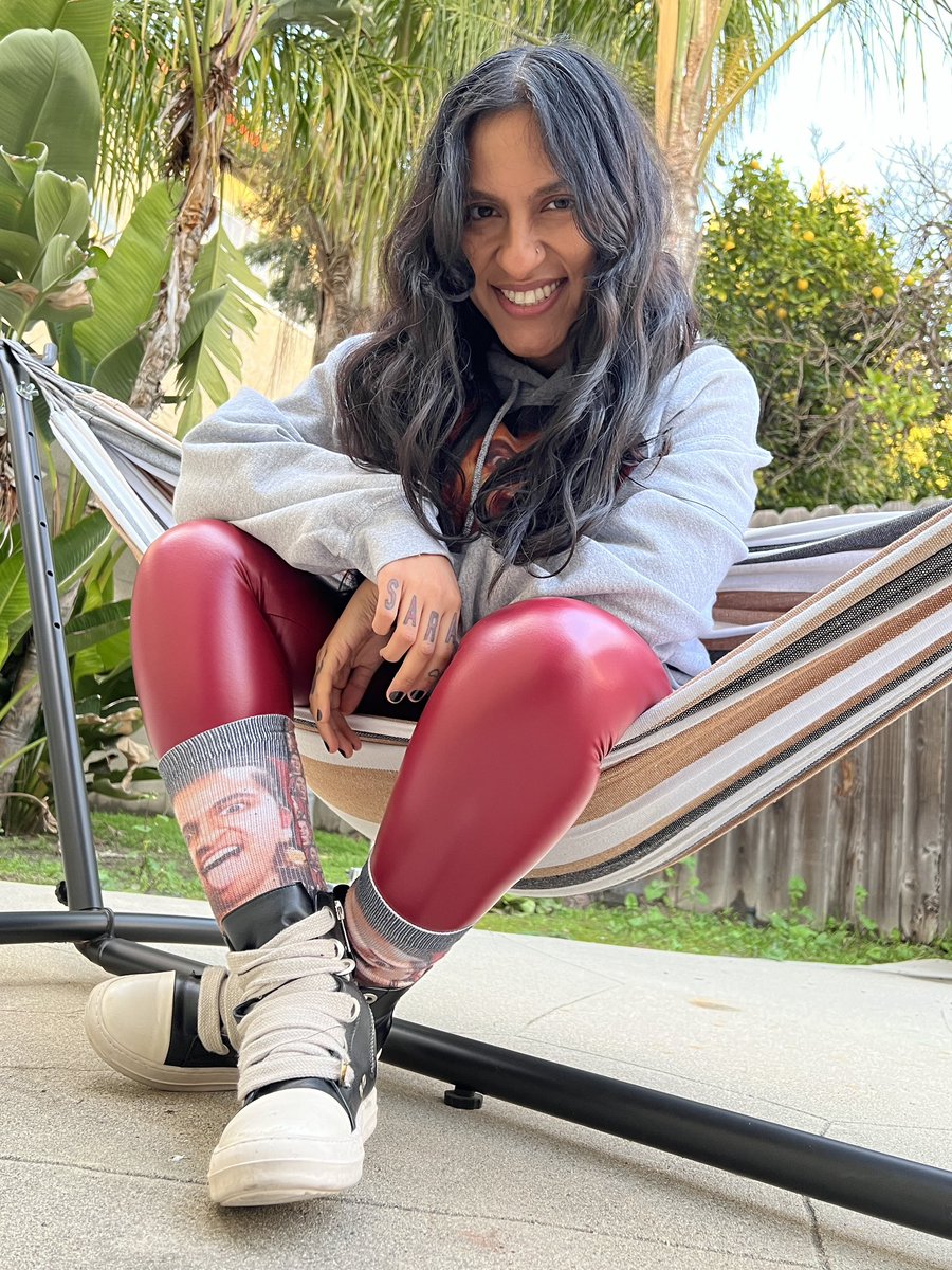 Sarah_Drums_'s tweet photo. hi 😃👋🏽

📸 @amareenbrar https://t.co/OjEeiJ46Nf