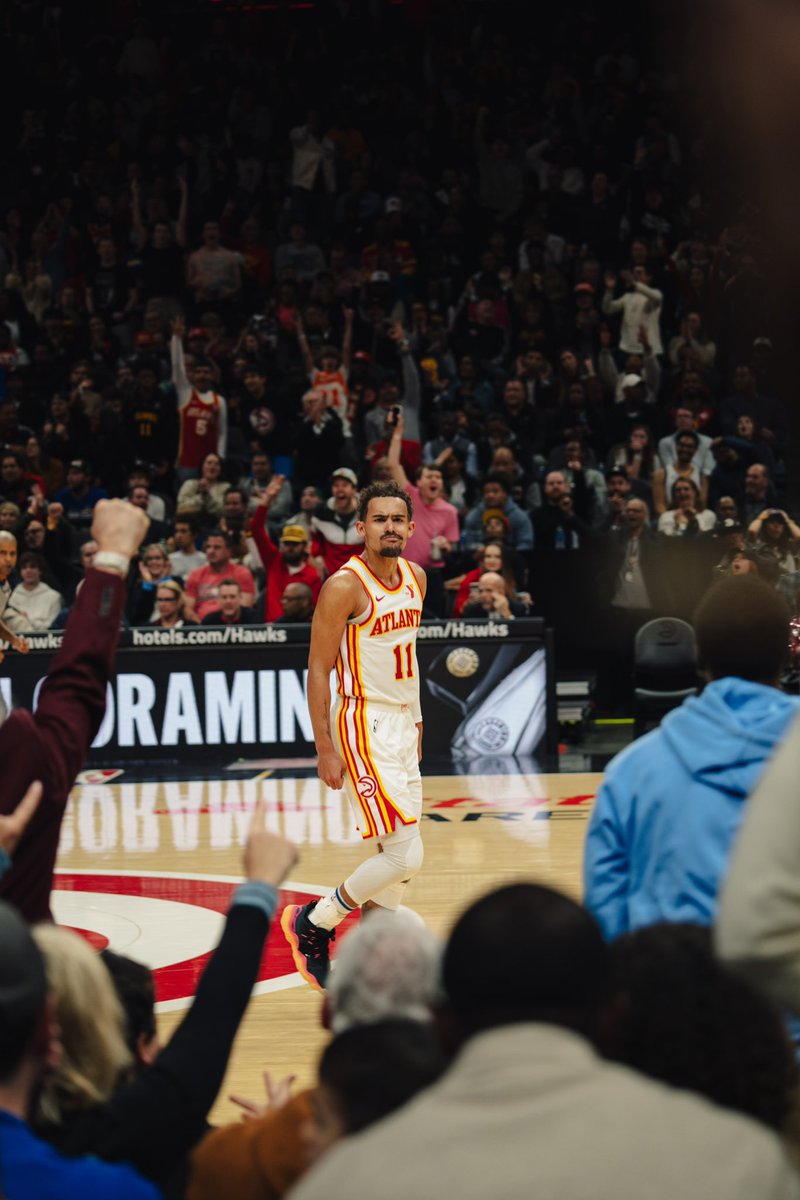 Trae Young tonight: 37 pts 12 ast 5 threes