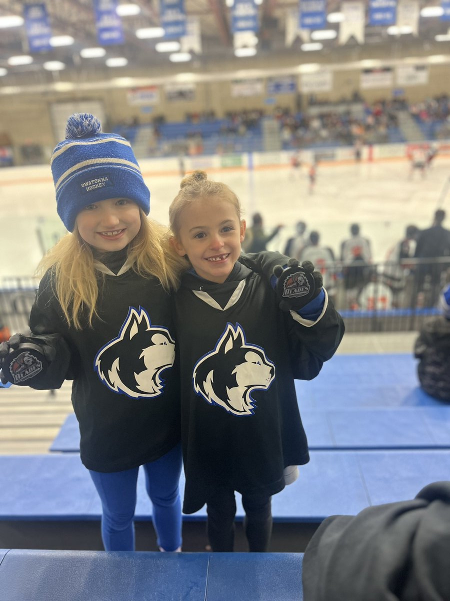 Steph Stolp (@stephstolpmck) on Twitter photo Hattie & Brinley, two McKinley 1st grade friends & hockey teammates, got to drop the ceremonial puck for the <a href="/SCBlades/">Steele County Blades</a> game tonight. Thanks for a fun McKinley Family Night! #mckinleystrong #owatonnaproud Hattie & Brinley, two McKinley 1st grade friends & hockey teammates, got to drop the ceremonial puck for the <a href="/SCBlades/">Steele County Blades</a> game tonight. Thanks for a fun McKinley Family Night! #mckinleystrong #owatonnaproud
