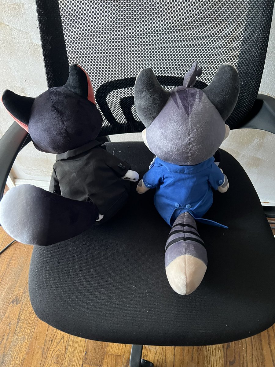 THESE CAME IN 
#LackadaisyCats #Lackadaisy 
They are kinda big and I say Mordecai looks funny 😭