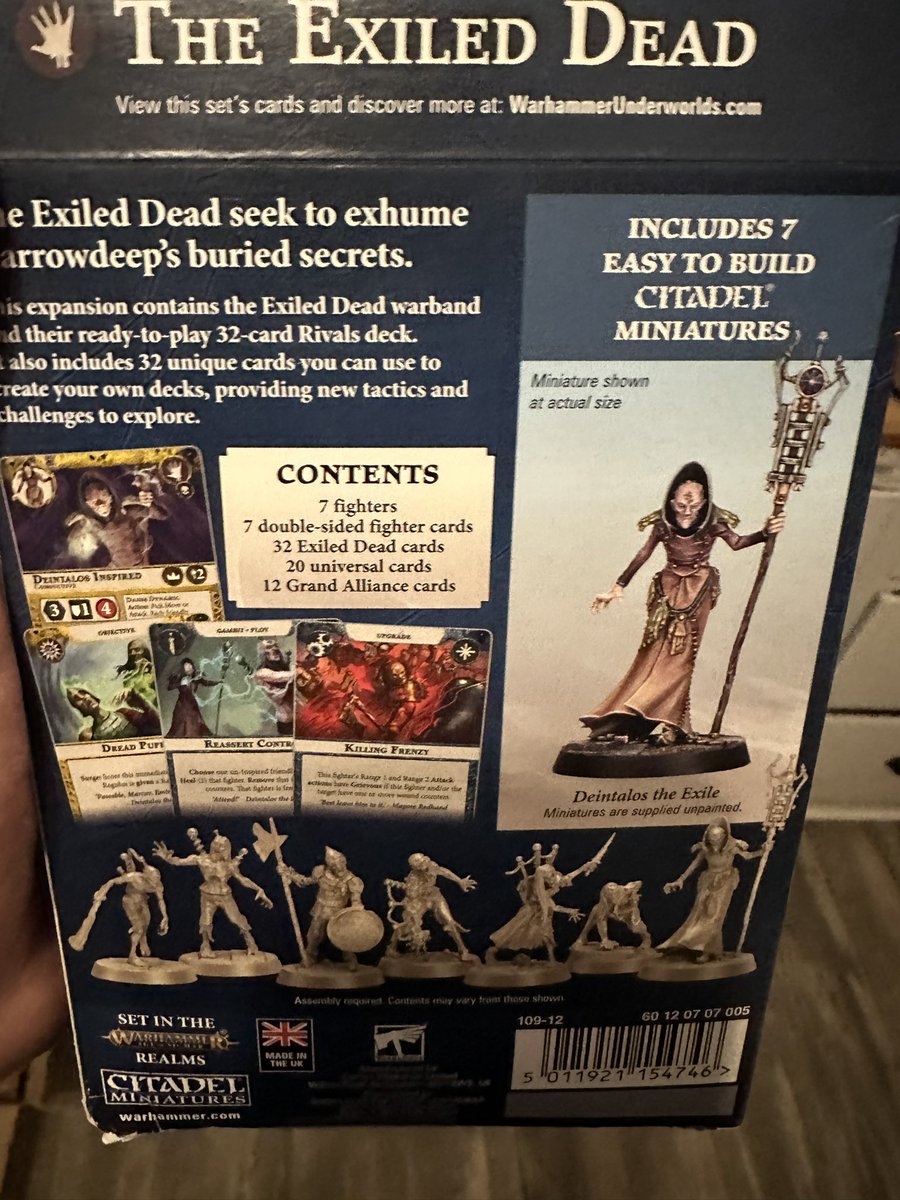 ManVsMiniatures's tweet photo. #KISMET in the past week, someone posted The Exiled Dead Soulblight Gravelords kit they had painted, and I was like I need those. I was at a resale shop today, and they had a small warhammer section and guess what I found? #Warhammer #WarhammerCommunity #ManVsMiniatures https://t.co/e5xQXhu0fm