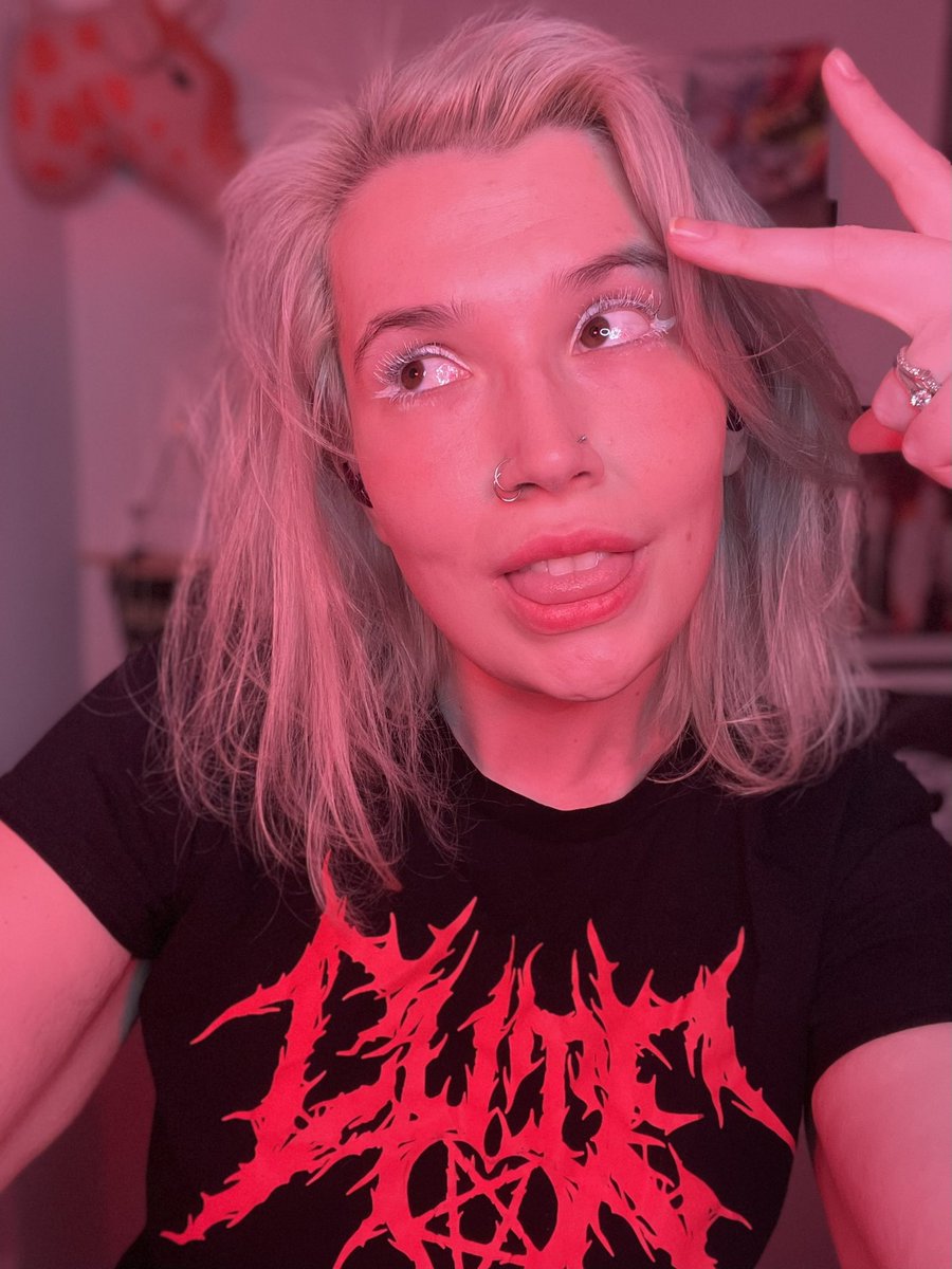 Just a silly goofy girl in a silly goofy world