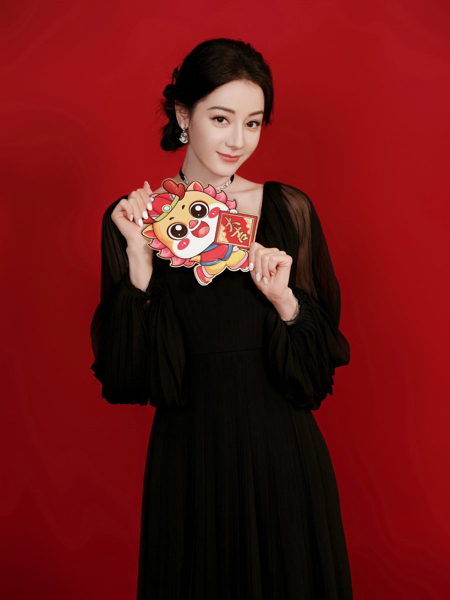 LuckyNN_18's tweet photo. นุ้งมังกรตัวเร้ก กับพิมังกรตัวหย่ายยยย 

// ธีมดำแดงหรา 🤔🐲🧧✨ 

#หยางเร่อ https://t.co/idoflE36gi