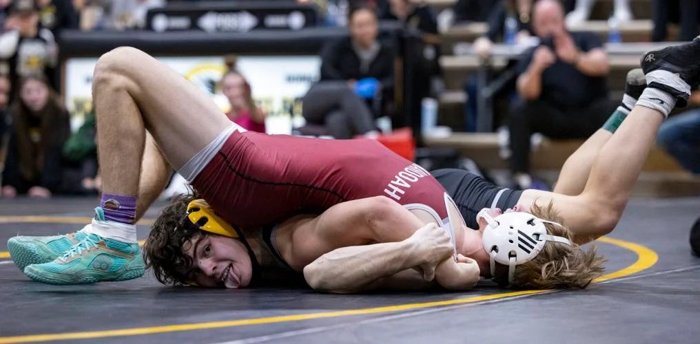 Get excited… it’s Districts time!! 
Saturday February 10th @MVAOCOU 
Start time: 10 am
Come watch your Blackhawk wrestlers compete for a trip to state 🤼‍♂️🤼‍♂️🤼‍♂️