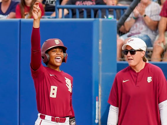 mebranning's tweet photo. With her two home runs tonight, @kaleiharding reaches 33 career HRs, jumping up to #8 on the all-time leaderboard.
Harding now sits right above Cassidy Davis and Elizabeth Mason (32 HR, tied #9) and right under Cali Harrod (34 HR, #7).
#FSUSoftball #AllIn4One
๐ธ: @cmays_media https://t.co/N4MJo2thul