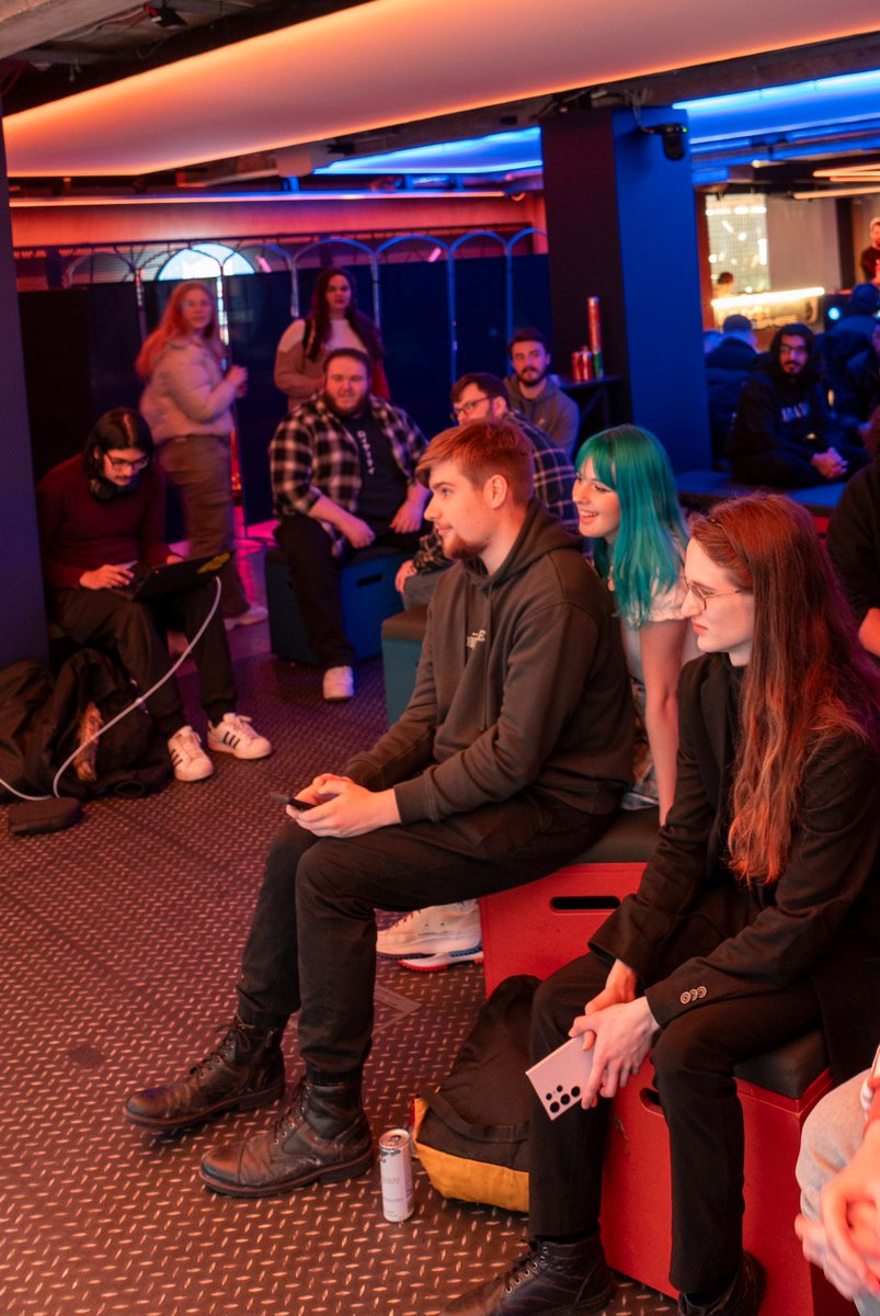 Blaine 🥰 tweet media