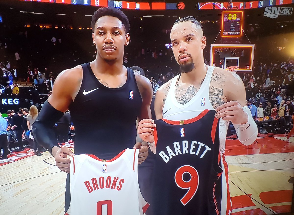 Dream_Goggles's tweet photo. I appreciate and love this very much. π #CanadianHoops https://t.co/xvm6fPE2G0