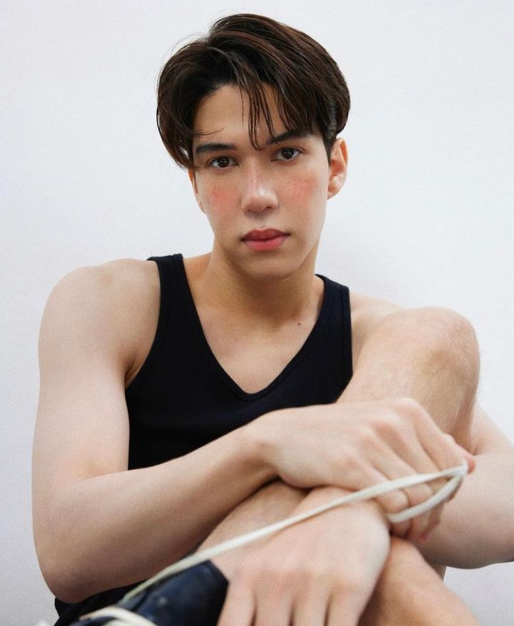 hourlyblpics's tweet photo. — ✧ Ben Benjamin Brasier
#เบน #คุณชายเบญจมินทร์ #BBen #BenjaminBraiser https://t.co/26jnkH1IXn