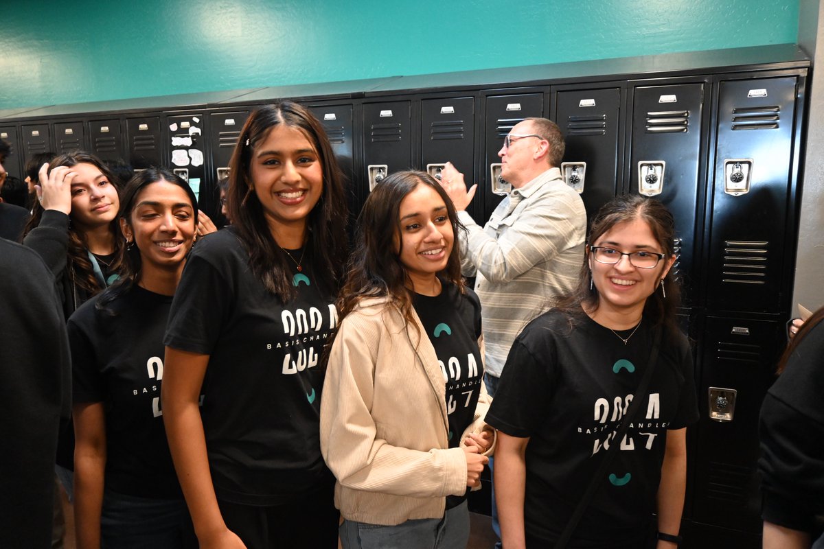 BASIS CHANDLER CLASS OF 2024!!!!! WHOOP WHOOP!!!!!!