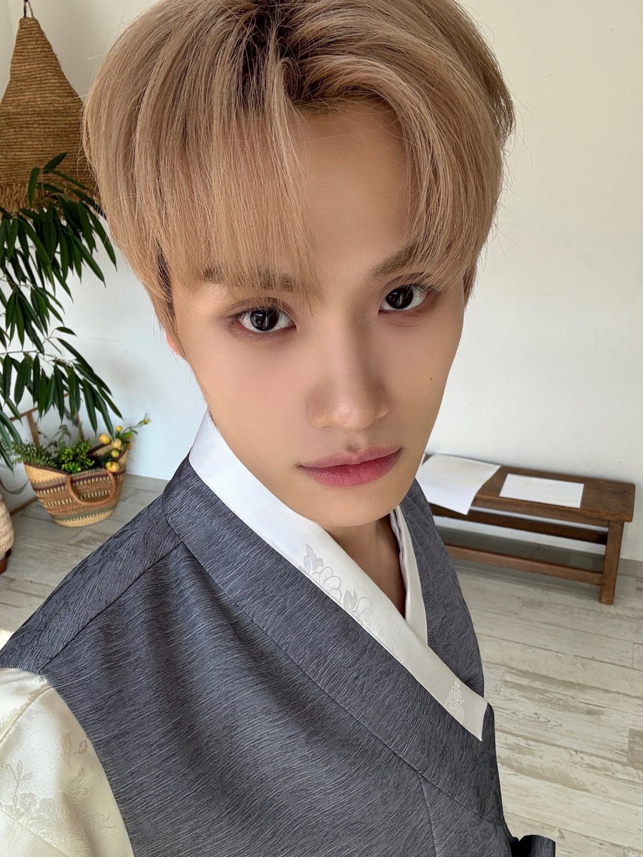 TIOT_NOW's tweet photo. [#준현]
뿌잉

#금준현 #KUMJUNHYEON
#TIOT #티아이오티 https://t.co/5AdI2t3Yet