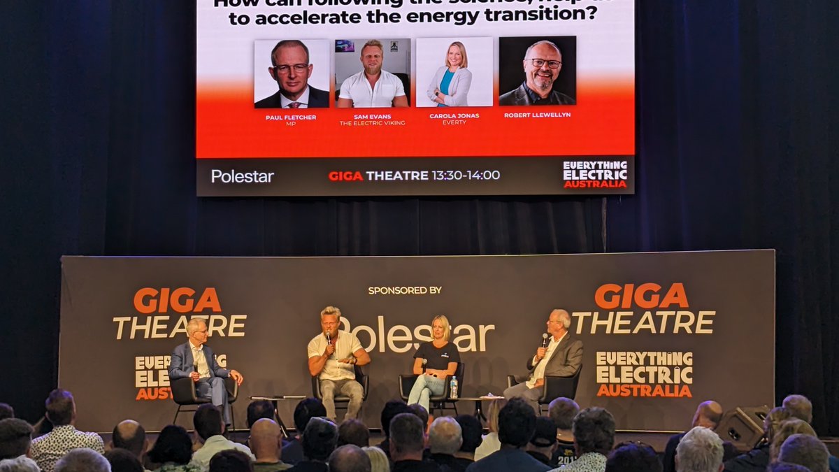 's tweet image. Shadow Min for Government Services and the Digital Economy. Shadow Min for Science and the Arts @PaulFletcherMP on stage at @Everyth1ngElec 

#electrifyEverything