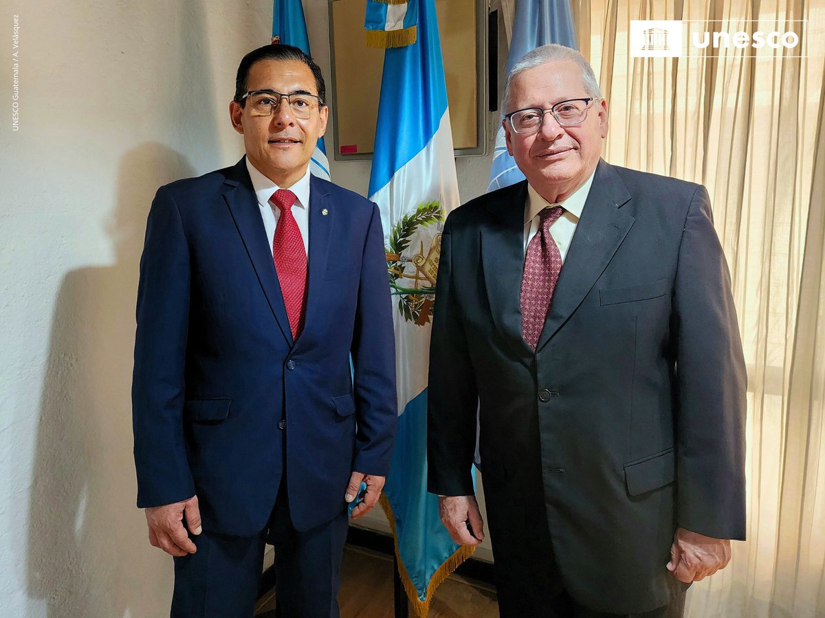 🤝Recibimos la grata visita del Sr. Nazario Fernández Biosca, Embajador de la República de #Cuba 🇨🇺 en Guatemala, con el objetivo de hablar sobre el programa de #Transcultura y otros proyectos que puedan ayudar a la cooperación con #Guatemala 🇬🇹. @CubaEmbaGuatem @Embajador_Gt