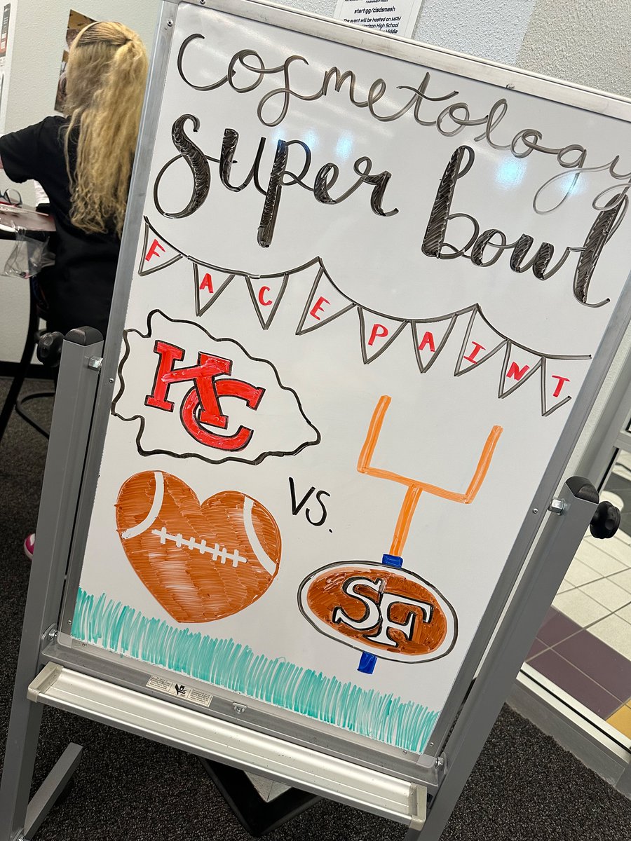 hhscosmo's tweet photo. Super Bowl Celebration at Horizon High School! 🏈 We had delicious food, games, live entertainment by our dance stingers, cheerleaders, and of course face painting by the one and only HHS Cosmetology Students. 👏 Great job Stucco in planning this event. #RepTheH #ScorpionStrong https://t.co/9gBBIcDSs9