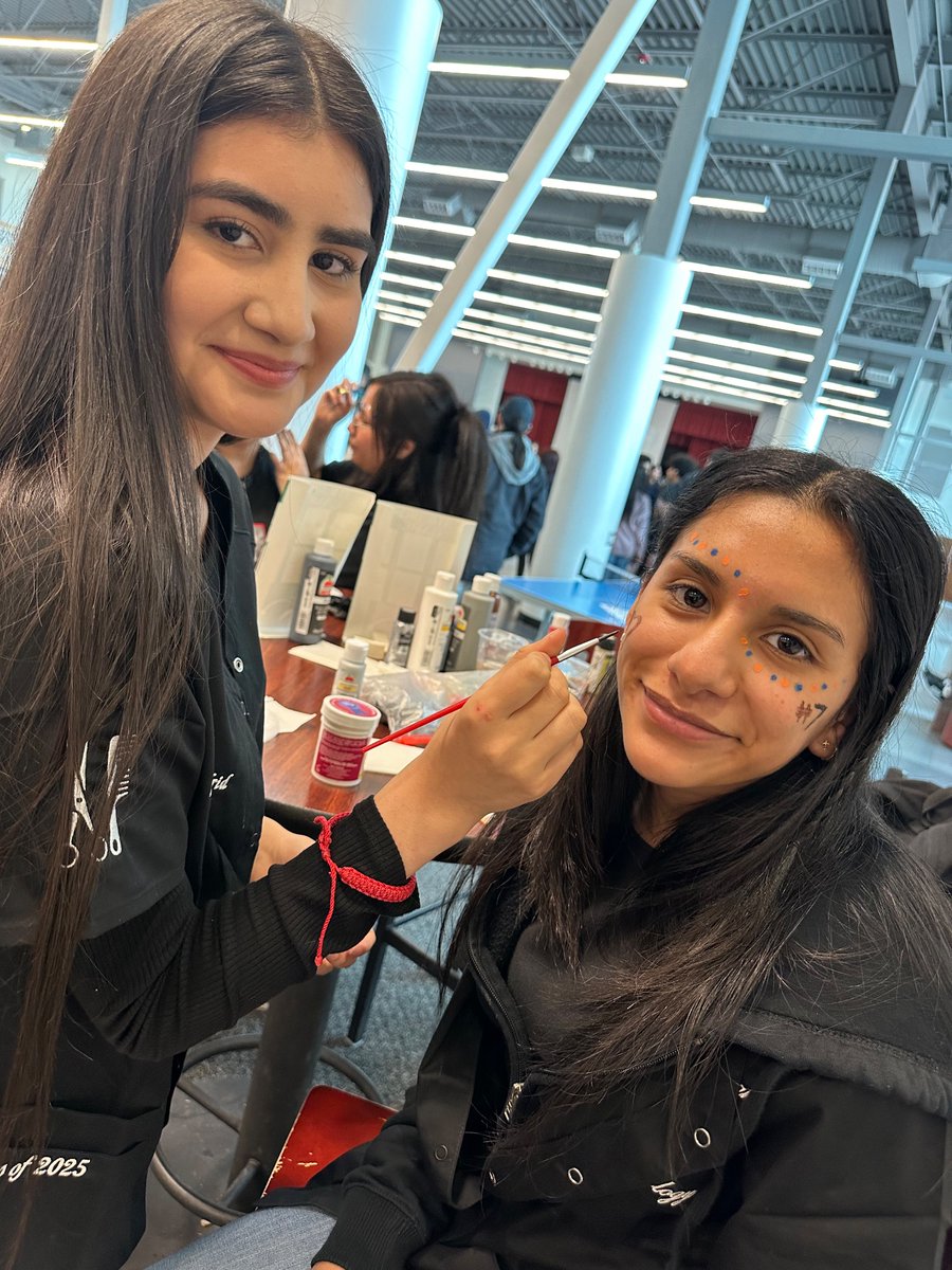 hhscosmo's tweet photo. Super Bowl Celebration at Horizon High School! 🏈 We had delicious food, games, live entertainment by our dance stingers, cheerleaders, and of course face painting by the one and only HHS Cosmetology Students. 👏 Great job Stucco in planning this event. #RepTheH #ScorpionStrong https://t.co/9gBBIcDSs9