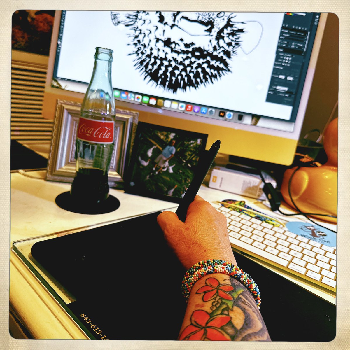 BlackOctoMerch's tweet image. Watching ( well listening kinda watching ) #harrypotter movies and designing new tee thangs! Fun on a Friday! #supportlocalart #supportyourlocalsurfbrand #shopparkcircle