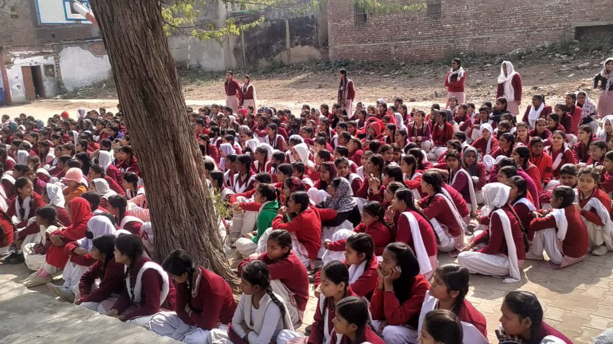 Bapujiashramfbd's tweet photo. No #ValentinesDay
No #RoseDay
No #ChocolateDay
No #ProposeDay 
We are
#WaitingForParentsWorshipDay 
(A Day for Unconditional Love
between Parent-Child Relationship)

Watch Some Glimpses of
Parents Worship Program
at Gov. GirlsModel Sr. Sec.
School, Old Faridabad
🙏🙏🙏🙏🙏🙏🙏🙏 https://t.co/zcJSuJD11L