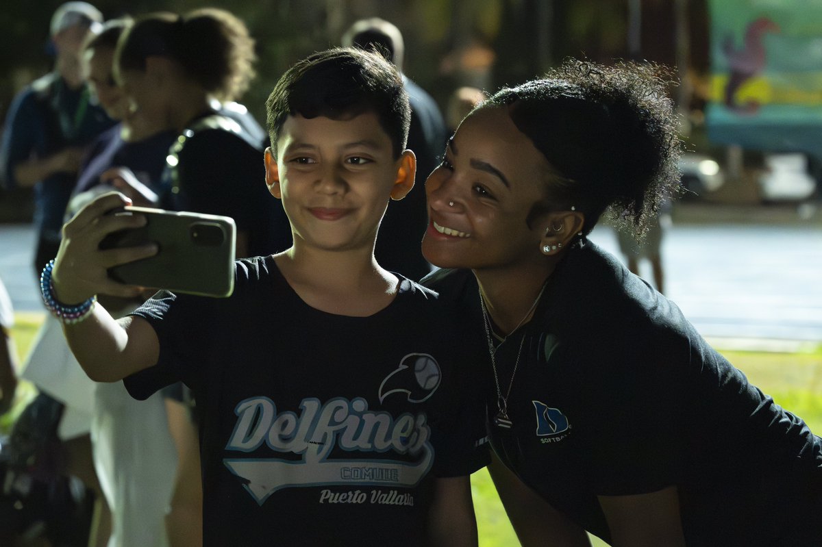 Genuine joy 💙

Loved sharing the game with the youth of Puerto Vallarta community!