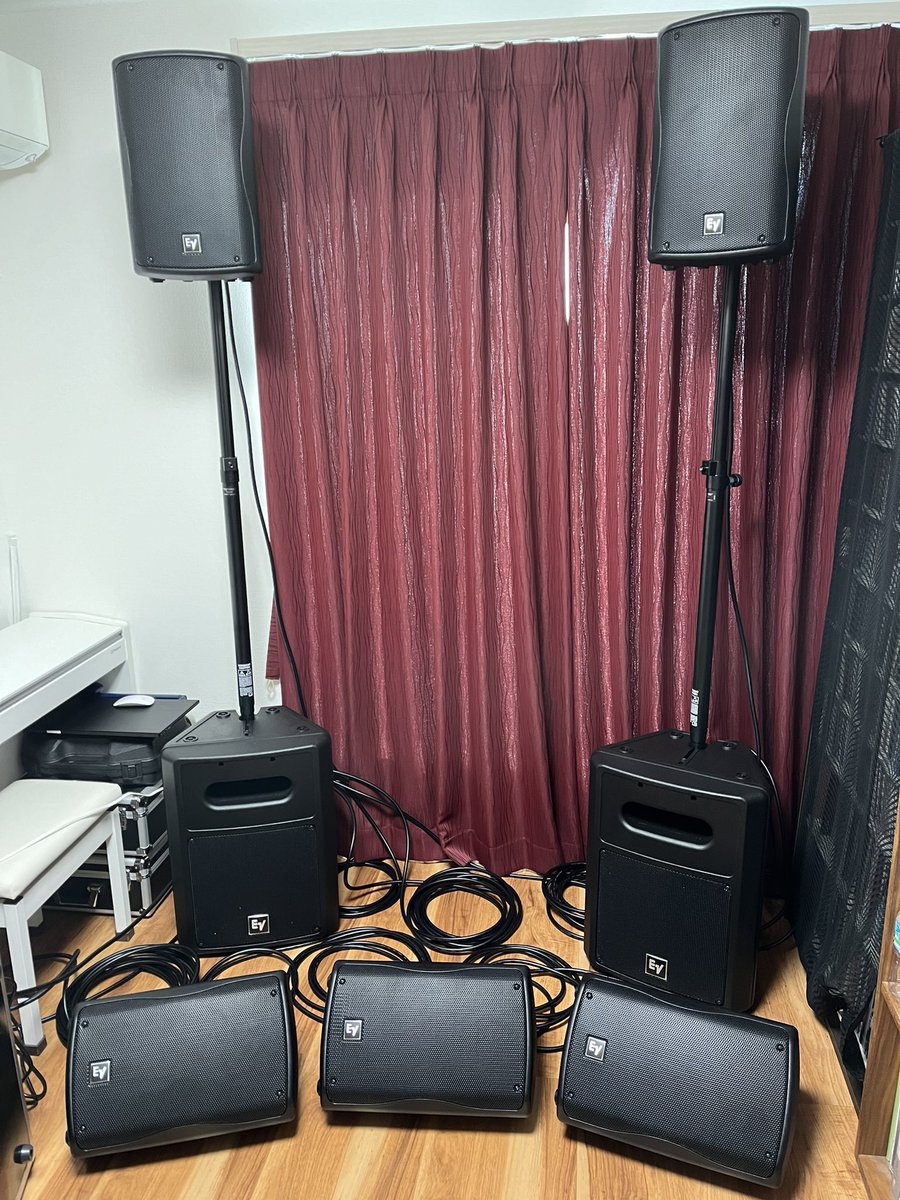 magicvox's tweet image. 新しい機材揃った
軽く音出ししてみよう