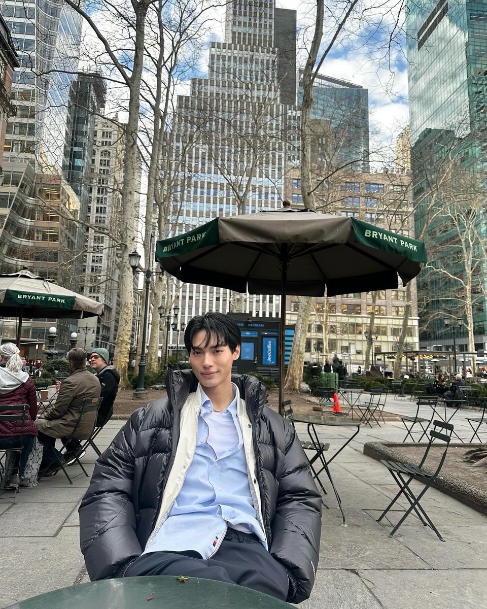WinmetawinO's tweet photo. นิวยอร์กบอย~ 🇺🇸🇺🇸🇺🇸

Ig winmetawin update

WIN METAWIN NYFW24 

#WinxTommyHilfiger
#TommyHilfigerTH #TommyHilfiger
#winmetawin https://t.co/Plf99I7r5H